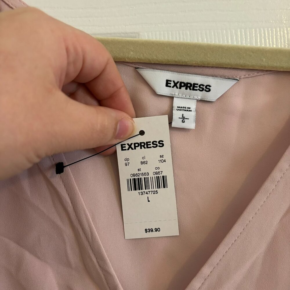 Express Mauve Flowsey Top - Picture 2 of 3